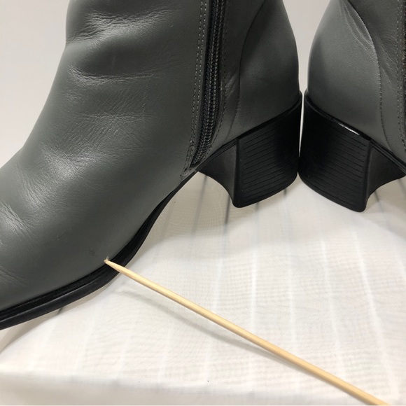 White Mountain Shoe Women 6 Ankle Boot Fairchild Gray Sq Toe Chunk Heel Leather - Picture 11 of 13